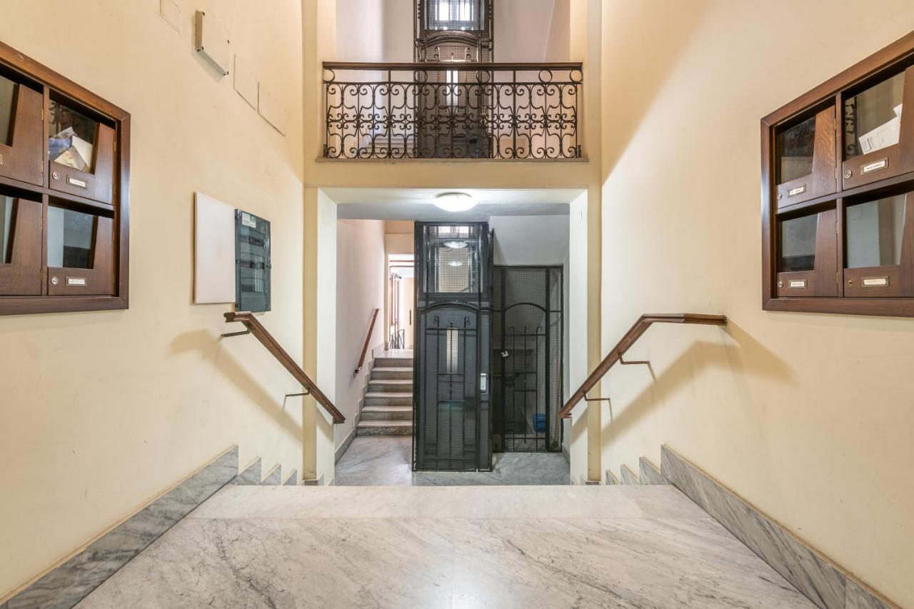 Апартаменти Regina Elena - Antica Dimora, Bastione S. Remy Кальярі Екстер'єр фото